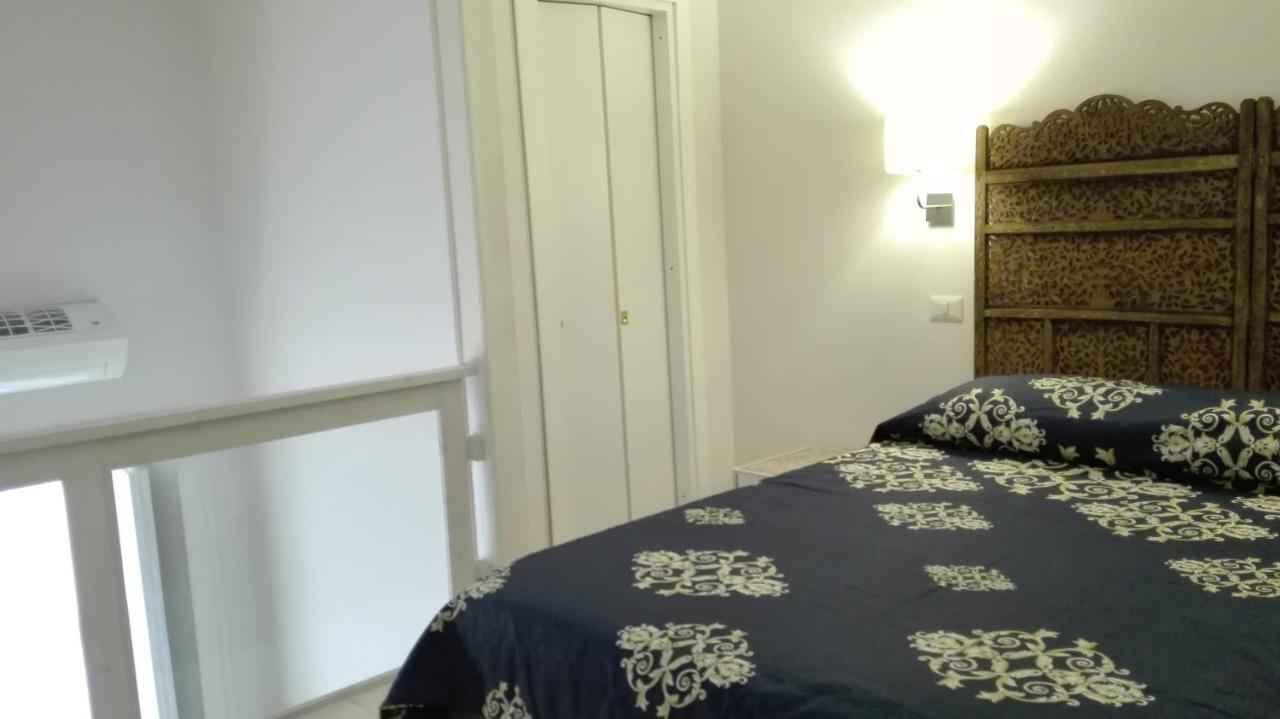 Piano Nobile Bed & Breakfast Наполи Екстериор снимка